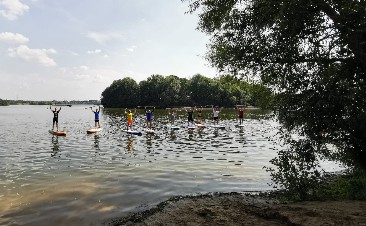 STAND-UP PADDLING (SUP) AM LIPPESEE