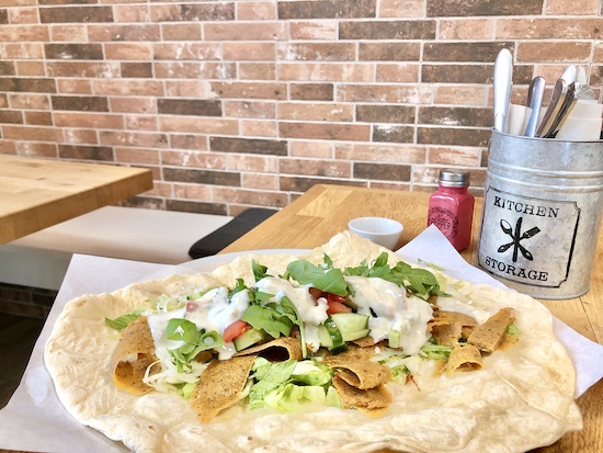 Cems Food & Drinks am Siegfriedplatz Vegan essen in Bielefeld