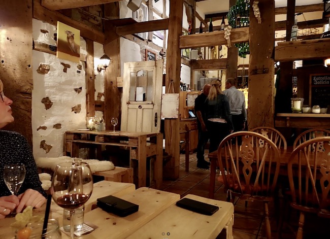 MOMENTOS TAPAS BAR IN WERTHER