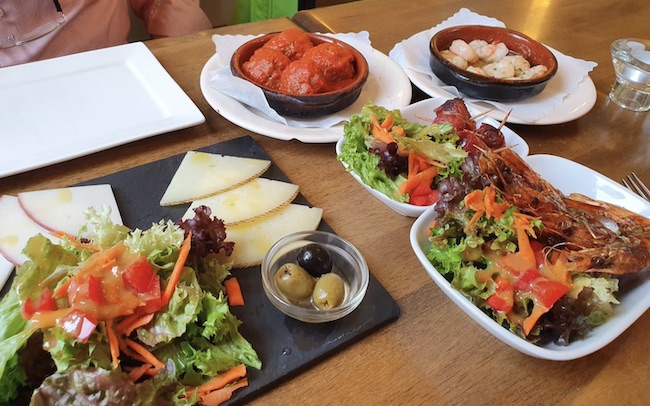 LECKERE TAPAS AM NORDPARK