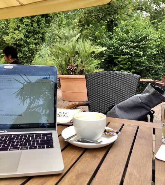 FINCA BAR CELONA . Cafés in denen man gut arbeiten oder lernen kann in Bielefeld