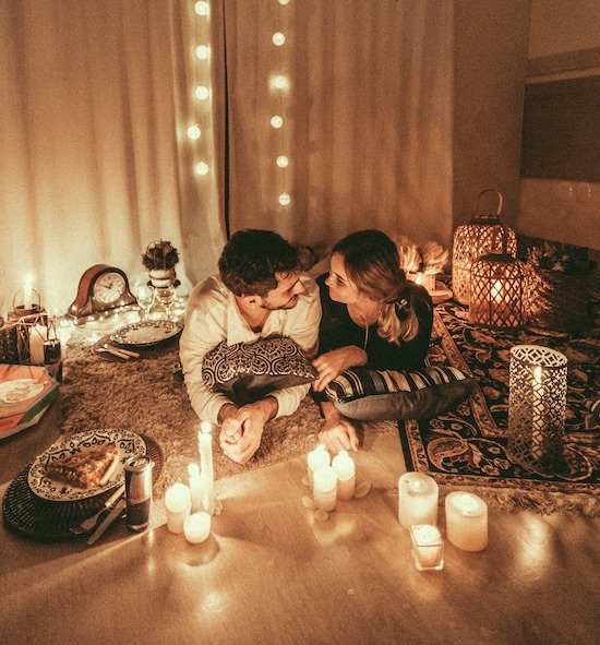 1001 NACHT IM HEIMISCHEN WOHNZIMMER