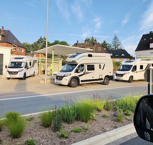 Der hof von dein-caravan Bielefeld