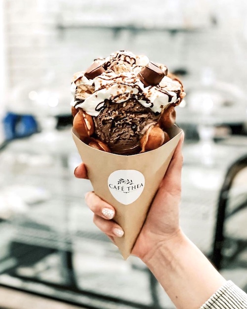 Leckere Schoko-Bubble Waffle im Café Thea