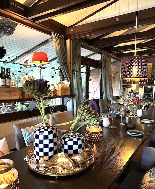 Seele Baumeln lassen und satt werden - Costas Bistro in Bielefeld
